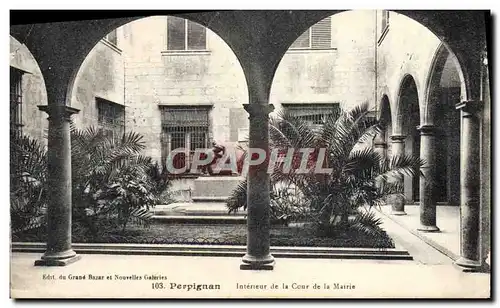 Cartes postales Perpignan Interieur De La Cour De La Mairie Maillol