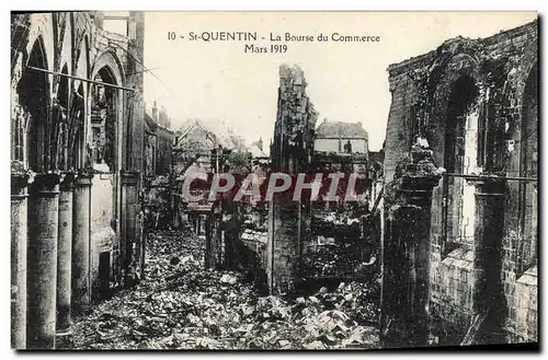 Ansichtskarte AK St Quentin La Bourse du Commerce Militaria