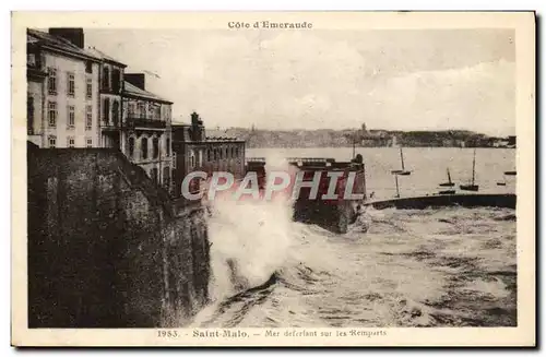 Ansichtskarte AK Saint Malo Mer Deferlant Sur les Remparts