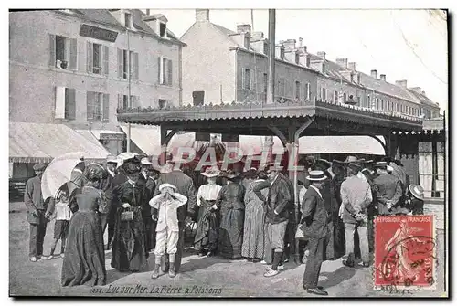 Ansichtskarte AK Luc sur Mer La Pierre A Poissons