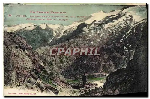 Cartes postales Luchon Les Monts maudits vus a travers l&#39echancrure du port de Venasque