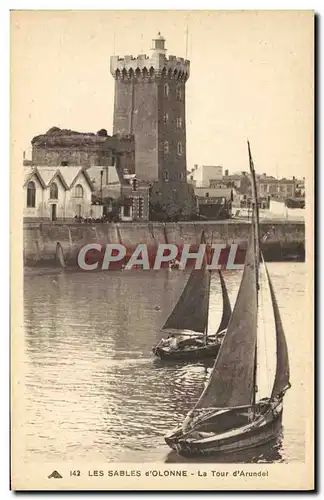 Cartes postales Les Sables D'Olonne La Tour D'Arundel Bateau