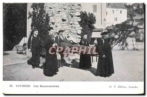 Cartes postales Lourdes Les Brancardiers