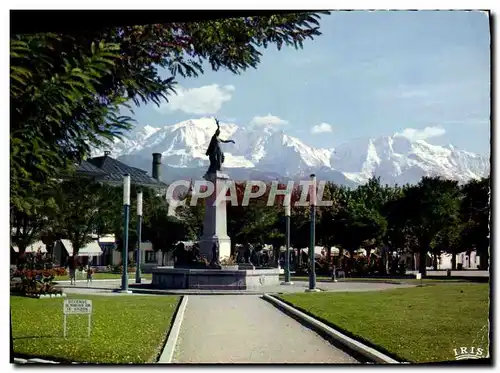 Cartes postales moderne Sallanches Place Charles Albert Et Le Mont Blanc