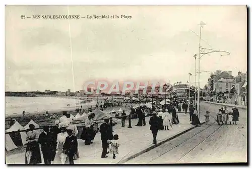 Cartes postales Les Sables D'Olonne Le Remblai Et La Plage