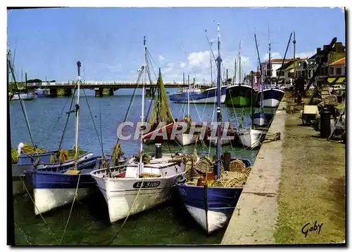 Cartes postales moderne Saint Gilles Sur Vie Le Port Et Le Pont Bateaux