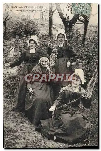 Cartes postales Le Cantal Pittoresque Groupe De Paysannes Fileuses Folklore Costume
