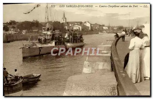 Ansichtskarte AK Les Sables D&#39Olonne Contre Torpilleur Sortant Du Port Bateau