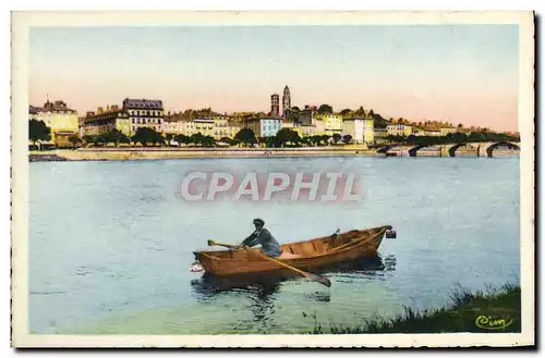 Cartes postales Macon La Saone Vue Generale Et Le Clocher Du Vieux Saint Vincent
