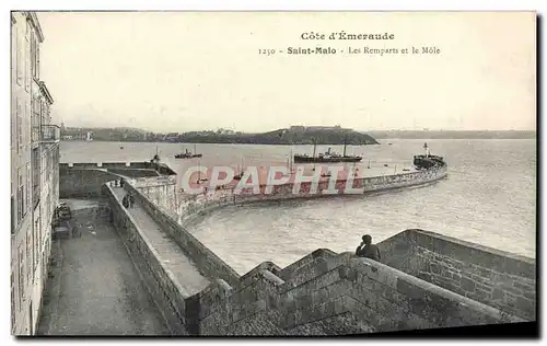 Cartes postales Saint Malo Les Remparts Et Le Mote