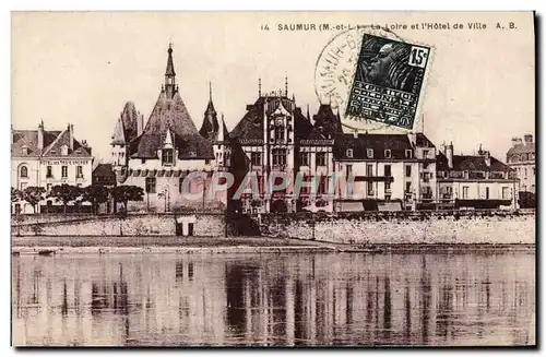 Cartes postales Saumur Le Loire Et I&#39Hotel De Ville