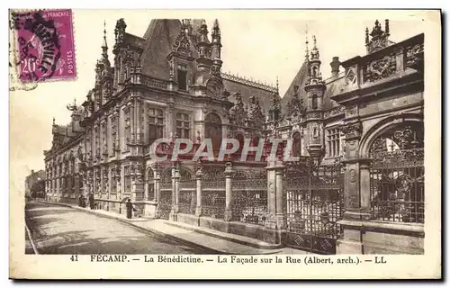 Cartes postales Fecamp La Benedictine La Facade Sur La Rue