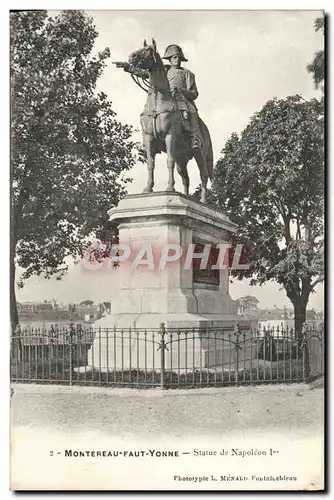 Ansichtskarte AK Montereau Faut Yonne Statue De Napoleon 1er