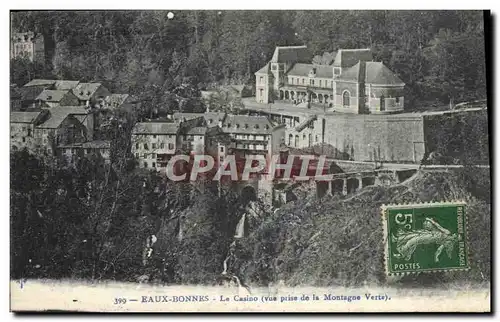 Ansichtskarte AK Eaux Bonnes Le Casino Vue prise de la montagne verte