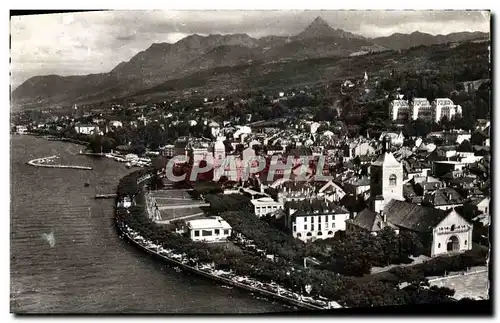 Cartes postales moderne Evian Les Bains Vue Generale Aerienne Dans le fond les Memises et la dent d&#39Oche