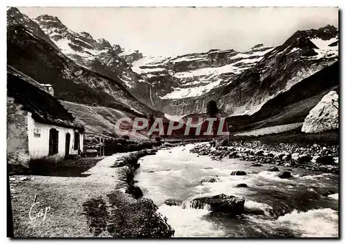 Cartes postales moderne Gavarnie Le Cirque Et La Chaumiere