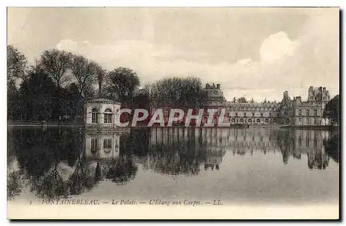 Cartes postales Fontainebleau Le Palais L&#39Etang Aux Carpes