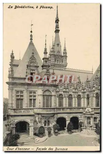 Ansichtskarte AK Cour D&#39Honneur Facade Des Bureaux La Benedictine Fecamp