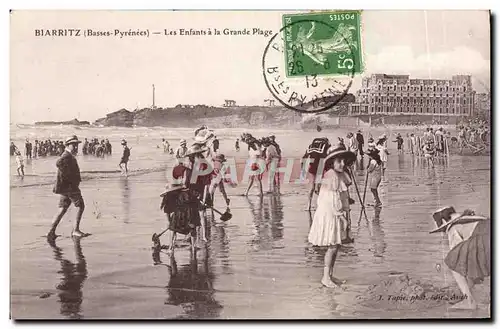 Cartes postales Biarriz Les Enfants a la Grande Plage