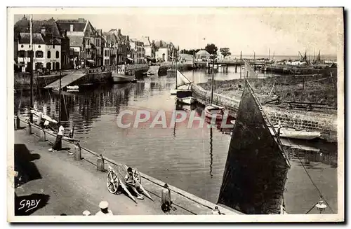 Cartes postales Le Croisic Le port Bateau