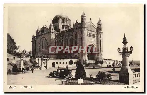 Cartes postales Lisieux La Basilique Automobile