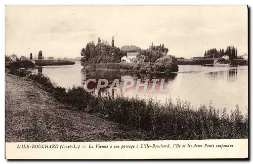 Ansichtskarte AK L&#39Ile Bouchard La Vienne a Son Passage a l&#39Ile Bouchard L&#39ile et les deux ponts suspend
