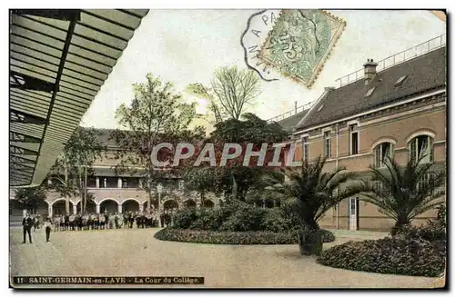 Cartes postales Saint Germain en Laye La Cour du College