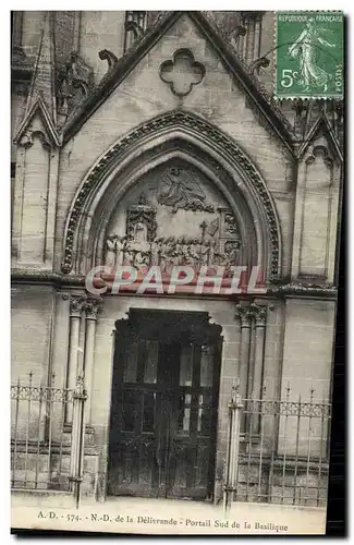 Ansichtskarte AK ND de la Delivrande Portail Sud de la basilique