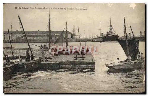 Cartes postales Lorient L'Avant Port L'Ecole des Apprentis Mecaniciens Bateaux