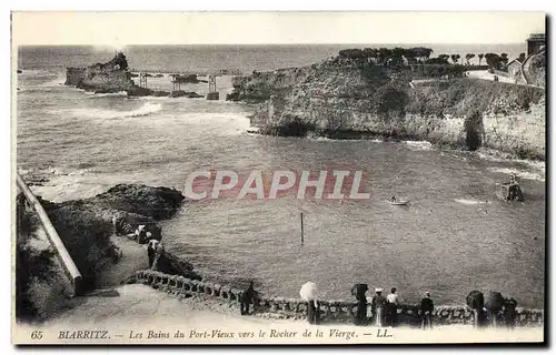 Ansichtskarte AK Biarritz Les Bains du Port Vieux Vers le Rocher de la Vierge