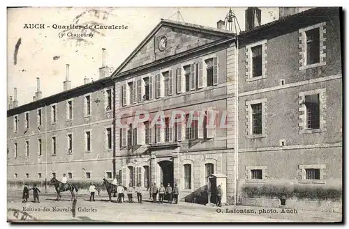 Ansichtskarte AK Auch Quartier de Cavalerie 9eme Chasseurs Militaria