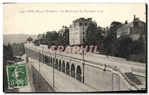 Cartes postales Pau Le Boulevard des Pyrenees