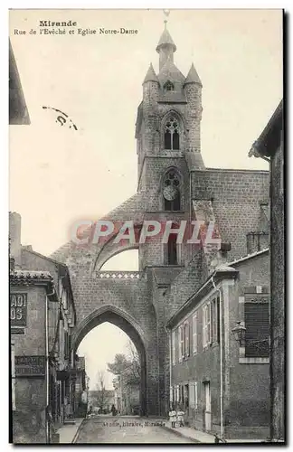Cartes postales Mirande Rue de L&#39Eveche et Eglise Notre Dame