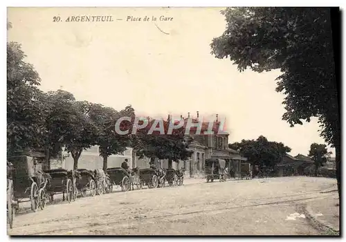 Cartes postales Argenteuil Place de la Gare