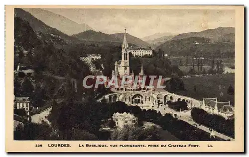 Cartes postales Lourdes La Basilique Vue Plongeante Prise du chateau fort