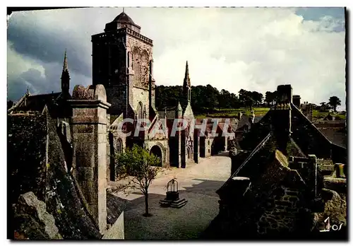 Cartes postales moderne Locronan Ensemble de la Place L&#39eglise du 15eme et les vieilles maisons des tisserands