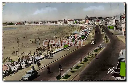 Cartes postales moderne Les Sables D&#39Olonne Le remblai et la plage