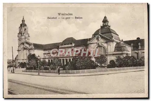 Ansichtskarte AK Wiesbaden Bahnhof La Gare Station