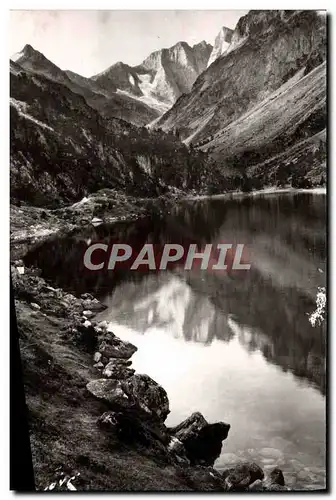 Cartes postales moderne Le lac de Gaube Le Vignemale Reflets dans le lac