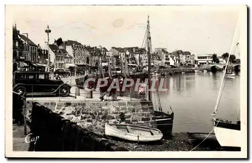 Cartes postales Le Pouliguen Le Port Bateaux