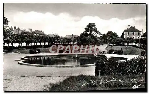 Cartes postales moderne La Roche Sur Yon Jet d&#39eau Square Bayard