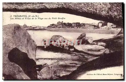 Cartes postales Tregastel Les Hotels et Villas de la Plage vus du Petit Gouffre