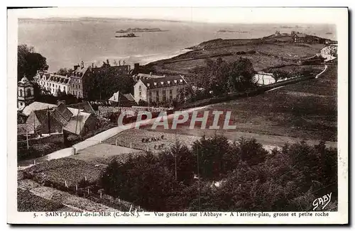 Cartes postales Saint Jacut la Mer Vue generale sur l'abbaye A l'arriere plan grosse et petite roche