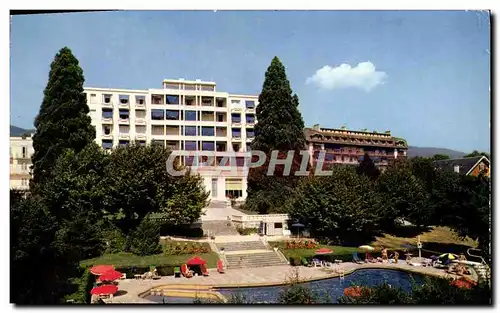 Moderne Karte Divonne Les Bains Le Grand Hotel du Golf et sa piscine