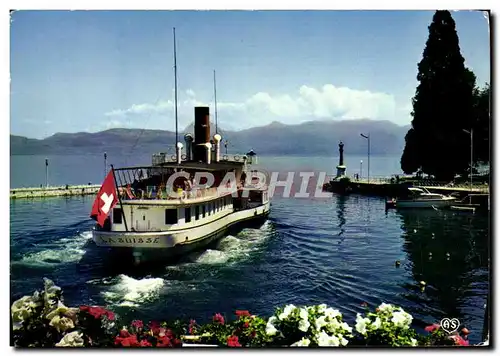 Cartes postales moderne Evian Les Bains En Route Pour le Tour du Lac sur le bateau Le Suisse