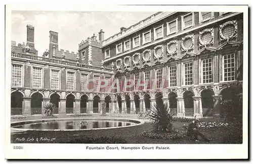 Cartes postales Foutain Court Hampton Court Palace