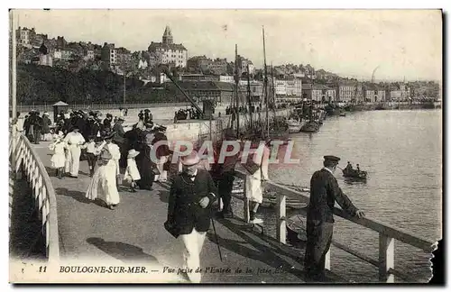 Cartes postales Boulogne Sur Mer Vue Prise de L'Entree de la Jetee Est Bateaux