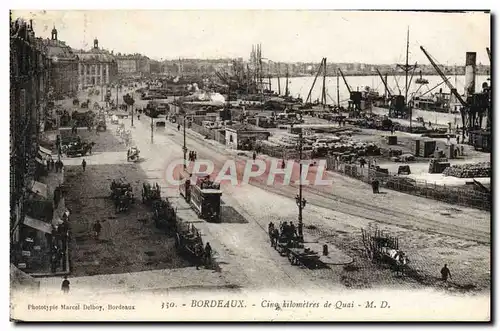 Cartes postales Bordeaux Cinq Kilometres de Quai Bateaux Tramway