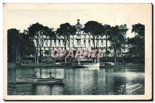 Cartes postales Bagnoles de L&#39Orne Le Grand Hotel et la Lac
