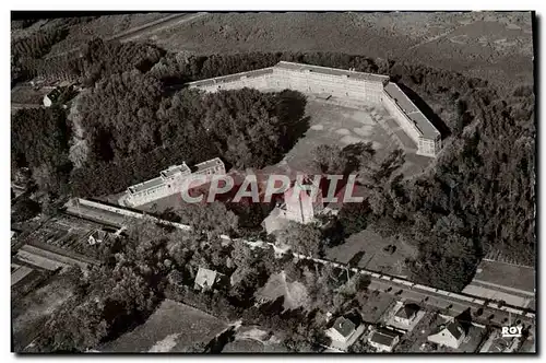 Cartes postales moderne Jullouville Les Pins Colonie de Vacances de la ville de Saint Ouen